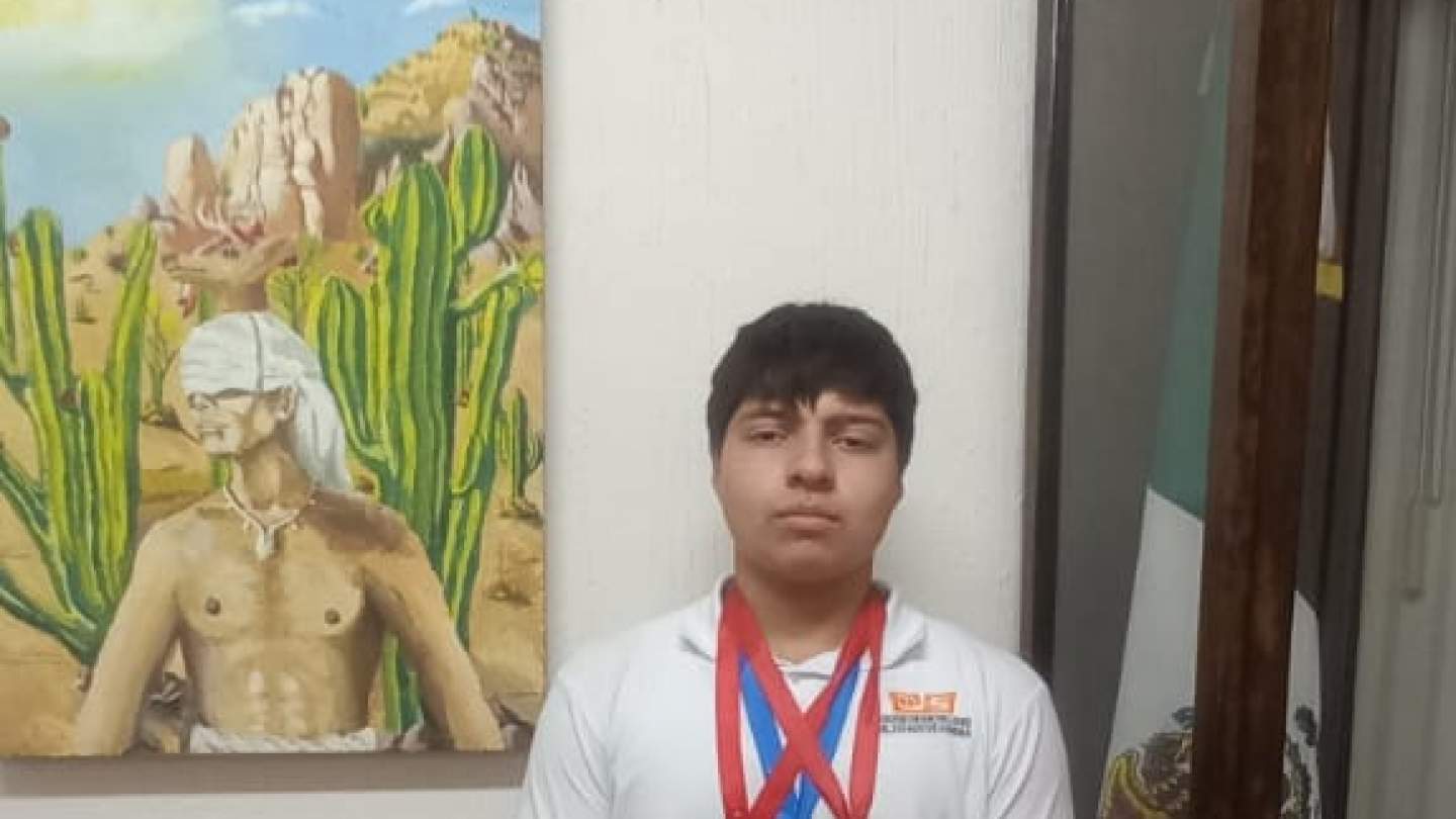 Alumno de Cobach Sonora se convierte en subcampeón nacional de halterofilia